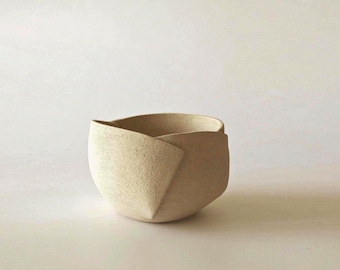 Wabi Sabi Stoneware Vase: Beige Neutral Ceramic, Unglazed ceramic, Organic shape, Scandifornian Decor