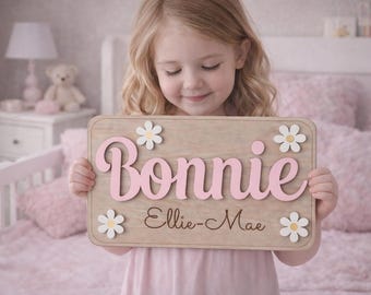 Gepersonaliseerde houten naambordje voor meisjesslaapkamer - handgeschilderd bloemdessin - aangepaste kamerdecoratie, plaquette kinderkamerdeur, kunst aan de muur of aandenken