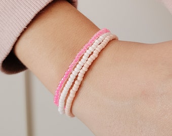 Pulsera de cuentas de semillas, pulsera elástica, pulsera de cuentas pequeñas, pulsera apilable, pulsera minimalista de cuentas, joyería para mujer, rosa fuerte