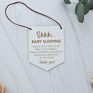 Shh Baby Sleeping Door Hanger, Babies Sleeping Sign, Do Not Disturb Door Hanger, Front Door Sign, Do Not Ring Doorbell, Baby Shower Gift