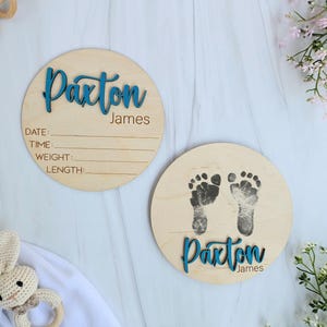 Baby Footprint Sign, Custom Baby Name Sign, Birth Stat Sign for Hospital Photo, Newborn Keepsake, Wooden Baby Announcement Plaque, New Mom