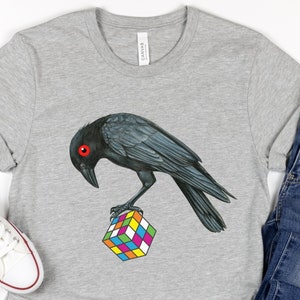Funny Crow T-Shirt: Raven with Rubik&#39;s Cube, Bird Keeper Gift