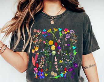 Comfort Colors®, Boho Wildflowers Shirt, Nature Shirt, Botanical Shirt, Vintage Cottagecore Shirt, Garden Lover, Spring Summer Aesthetic,