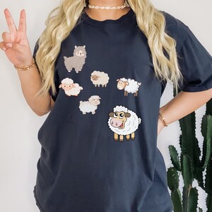 Comfort Colors Sheep Mom T-Shirt: Animal Lover Gift