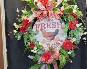 Farm Fresh Eggs Rooster Wreath, Rustic Farmhouse door hanger with a big ole Hen and eggs. Ready to hang in your kitchen or your henhouse.