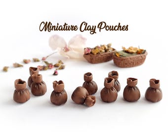 Miniature Pouches – Handmade Board Game Tokens | Custom Resource Tokens for Medieval, Fantasy or Trading Games