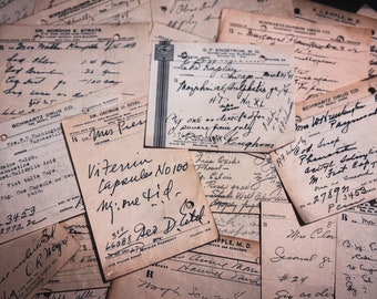 Prescrizioni antiche scritte a mano / Materiale medico antico Scelta casuale