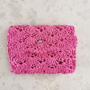 Portafoglio in rafia all'uncinetto CÁSCARA • Portafoglio tascabile porta carte • Filato naturale di paglia di rafia • Fatto a mano • Rosa