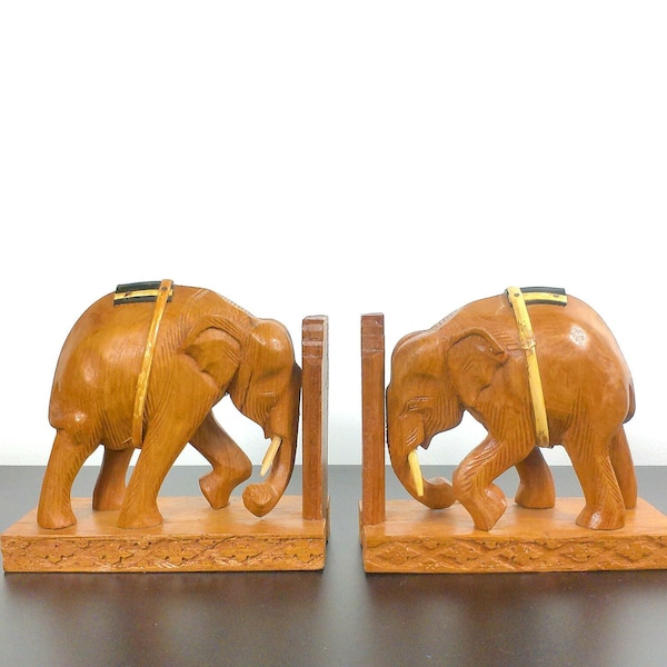 African Vintage Pair / Set of 2 Wooden Elephant Bookends, Hand Carved Sculptures, Mid-Century, Tribal Themed Decor, Bohemian Interior Design