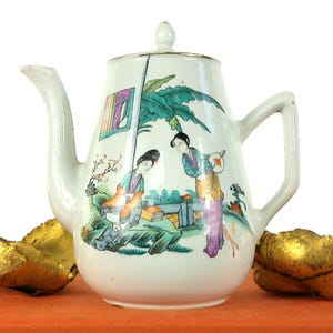 Chinese Export Antique Famille Verte Porcelain Tea Pot With Courtesans, Grand Millennial Home Decor, Chinoiserie Chic, Yangcai, Calligraphy