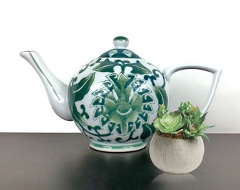 Chinese Export Antique Famille Verte Teapot, Swatow, Vintage Chinoiserie Chic, Bok Choy, Grand Millennial Home Decor, Oriental Green China