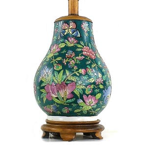 Chinese Large Antique Famille Verte Ceramic Table Lamp, Chinoiserie Chic Lighting, Green, Grand Millennial Home Decor, Floral Pattern Lamps