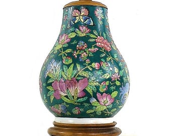 Chinese Large Antique Famille Verte Ceramic Table Lamp, Chinoiserie Chic Lighting, Green, Grand Millennial Home Decor, Floral Pattern Lamps