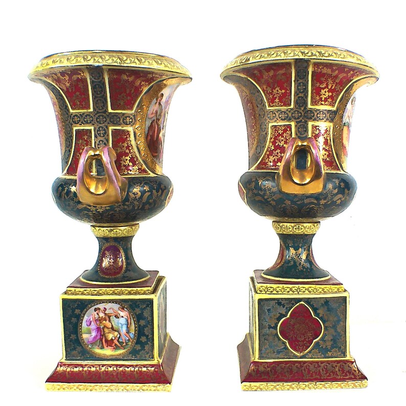 Antique 12" Pair Of Royal Vienna Porcelain Urns, Angelica Kauffman, Gilt, Rococo Decor image 7