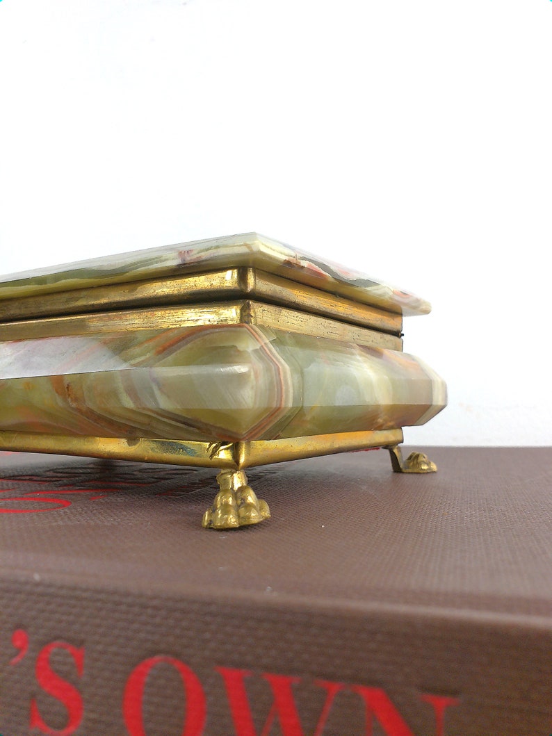 Green Onyx Jewelry Box, Made in India, Semiprecious Stone, Trinket