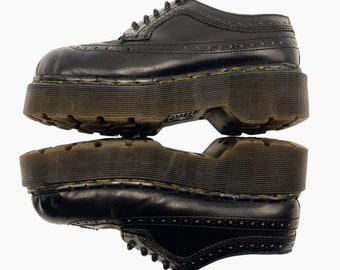 〜90's England Dr. Martens 5holl Wing Tip 90's England Dr. Martens 5holl Wing Tip Vintage 90's Dr