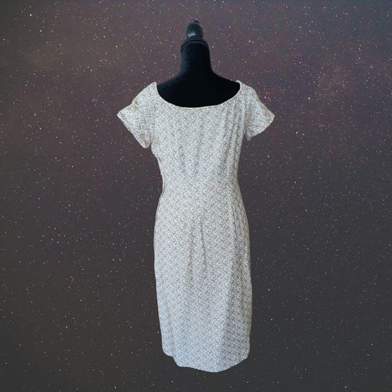 Champagne cocktail wiggle dress - image 2