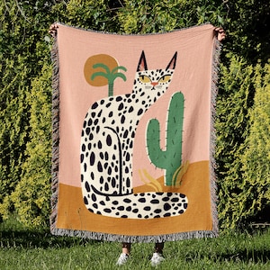 Vintage Woven Throw Blanket, Cute Boho Desert Cheetah Cactus Jacquard Throw, Cat Art Aesthetic Woven Tapestry for Home Decor