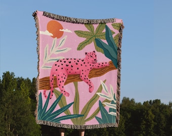 Pink Leopard Woven Throw Blanket: Tropical Jungle Tapestry