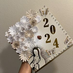 Custom graduation cap topper, graduation cap, graduation cap decor, personalized grad cap, class of 2025, grad cap topper, grad gift