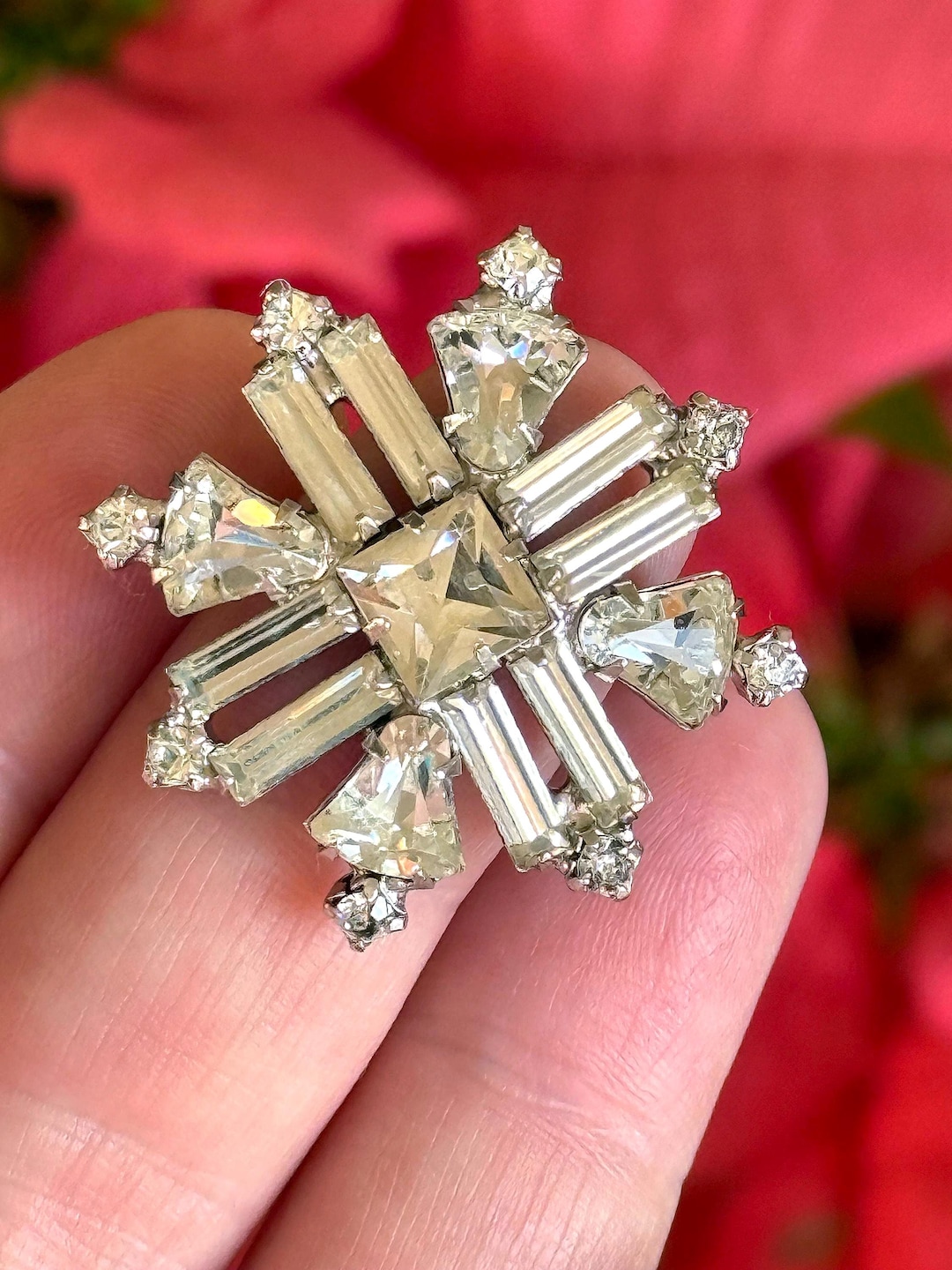 Weiss Snowflake Vintage Weiss Snowflake Starburst Brooch Pin Crystal Tulip Baguette and ...