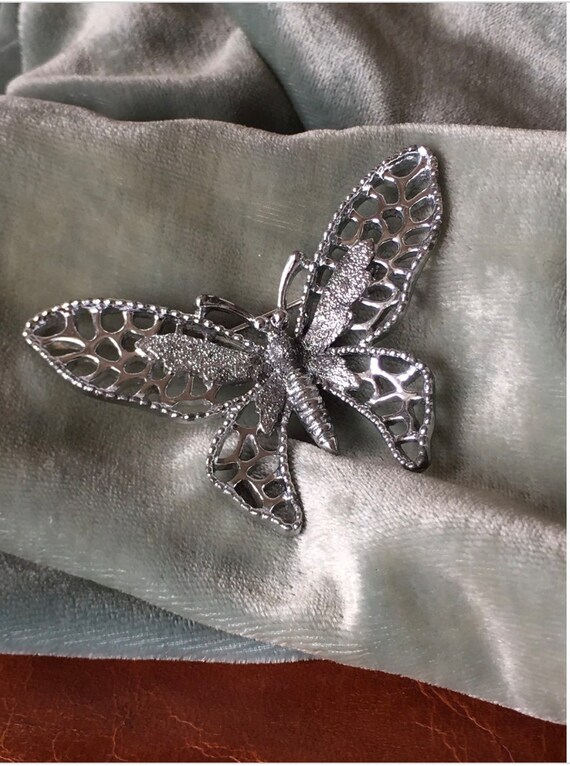 Vintage Sarah Coventry Butterfly Brooch Pin Silve… - image 8