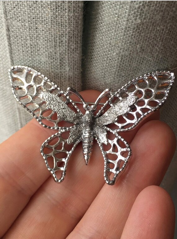 Vintage Sarah Coventry Butterfly Brooch Pin Silve… - image 10