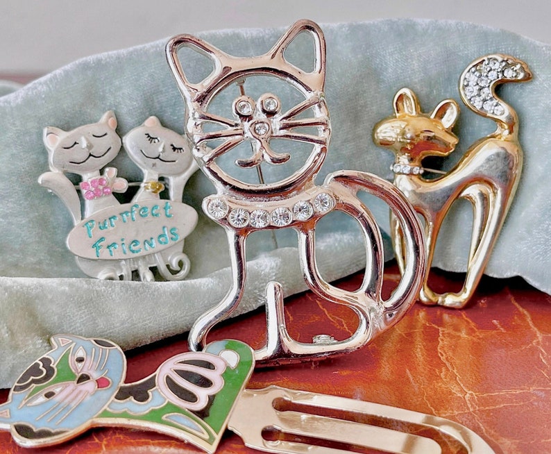 Vintage Cat Pin Set of 4 Figural Cat Pins and Money Clip Friendship ...