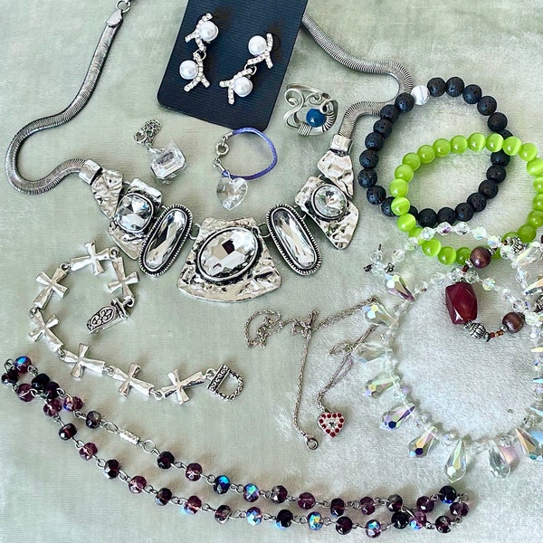 Jewelry Lot Set of 12 Various Necklaces, Bracelets, Rings and Pendants Wearable and Some Signed CJ960