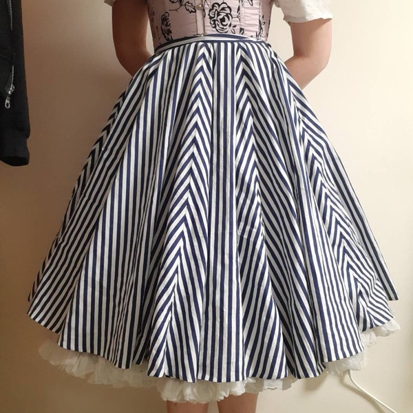 CITY LONG CIRCLE SKIRT