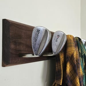 Golf Club 5 Hook Coat Rack or Hat Rack Great Gift For Golfers, Towel Rack, Golf Coach Gift