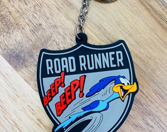 ROAD RUNNER Keyring 3D Keychain Oldschool Rubber Porn Fun Fun Gift Idea Horsepower V8 Motorsport Hot Rod Muscle Car Tuning
