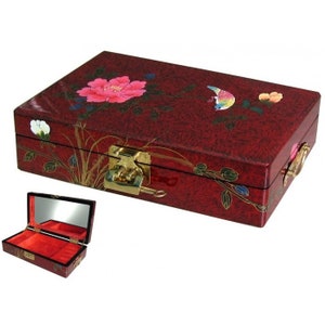 Boite a bijou chinoise en bois laqué