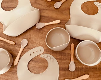Neutral Feding set • suction base bowl • silicone bib • wooden and silicone spoon • plastic free  • sustainable • eco friendly