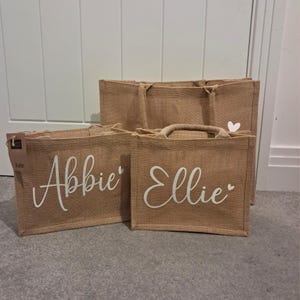 Jute bag Personalized Bridesmaid Gift Bag Wedding Bag Custom Burlap gift Bag Beach Bachelorette Party Bag Bridesmaid Proposal Gift Custom Ba