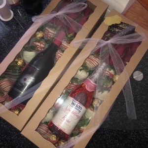 Strawberry wine box