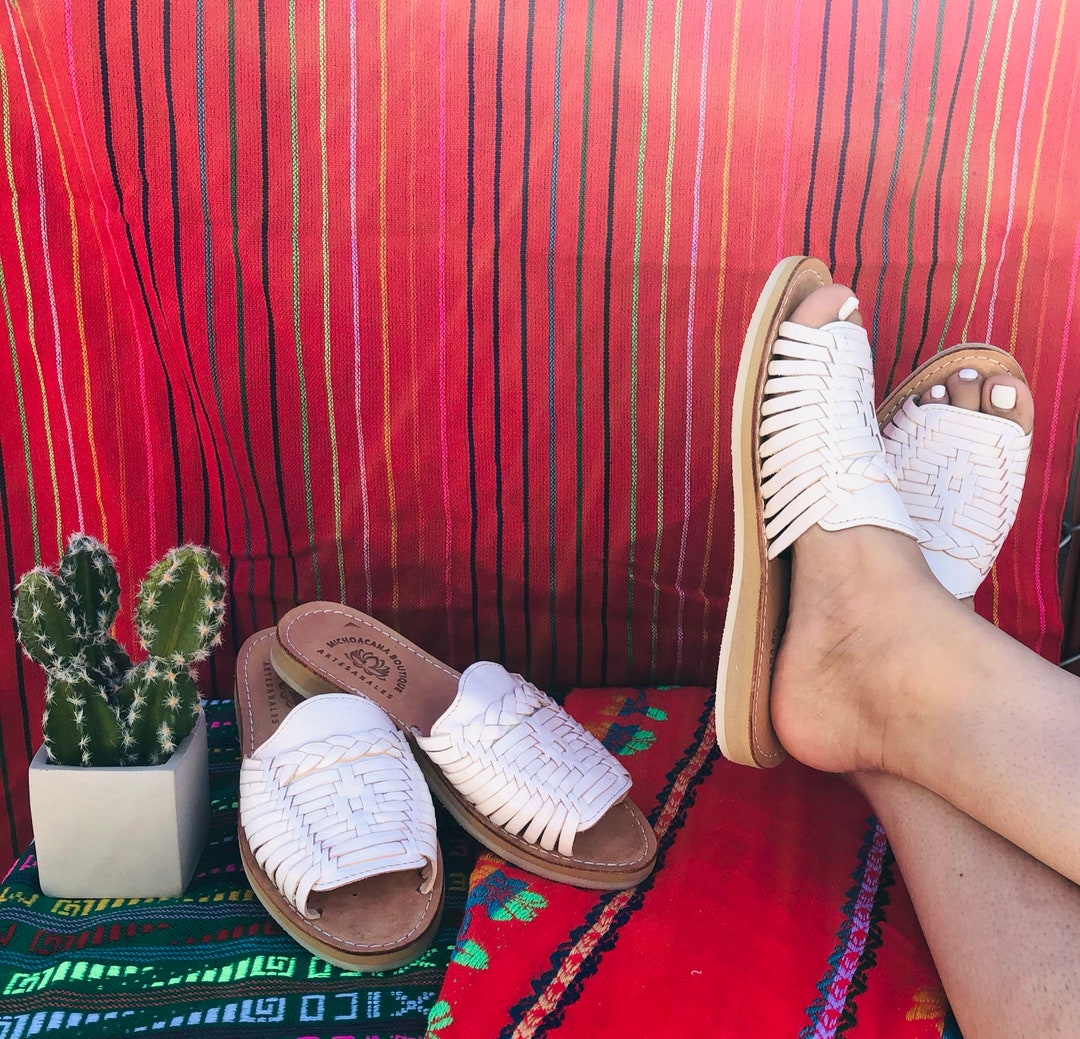 womens closed toe huaraches