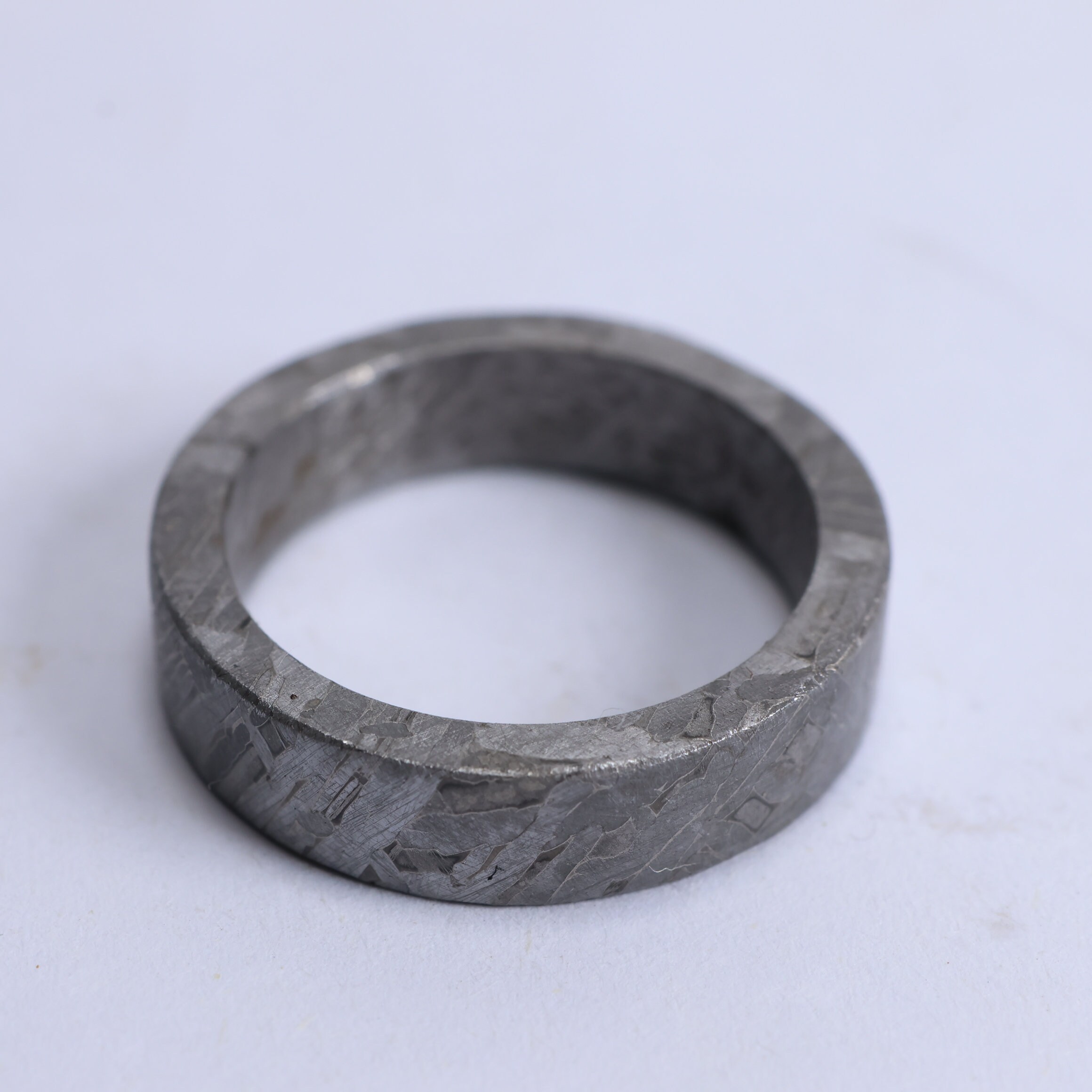 隕石リング（USサイズ6 1/2リング）天然隕石彫刻リング