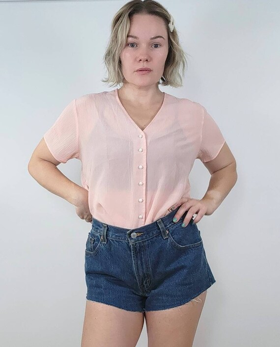 Vintage pink crinkle crepe 80s blouse - image 1