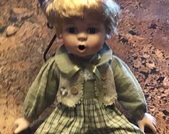 Muñeco de porcelana de niño pequeño Envío gratis
