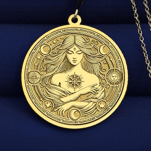 14K Gold Nyx Medaillon Halskette - Griechische Göttin der Nacht Anhänger - 925K Silber Option, Mythologie & Celestial Schmuck Geschenk