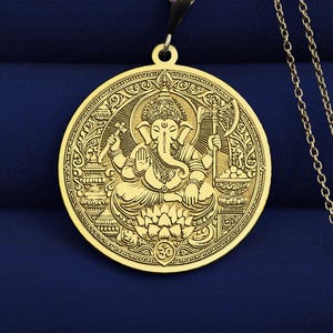 14K Gold Ganesha Medallion Necklace – Hindu God of Wisdom Pendant – 925K Silver Option, Spiritual Amulet & Divine Protection Jewelry