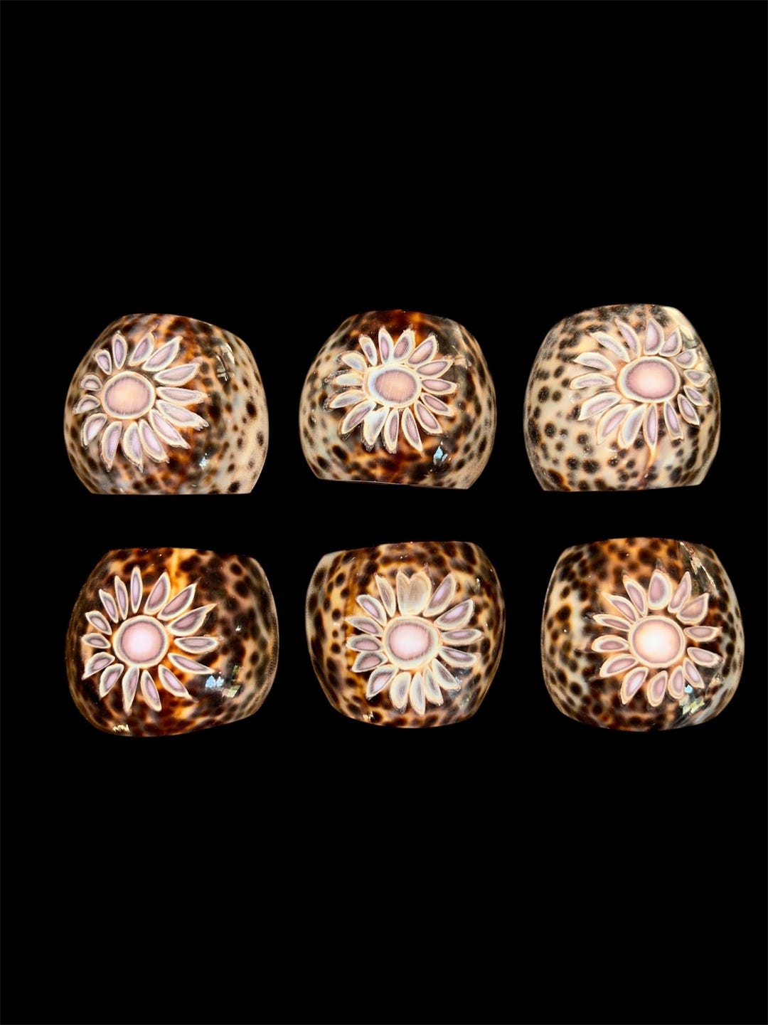 Tiger Cowrie Shell Napkin Rings With Flower Sun Design Hand Carved Set ...