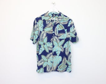 Vintage George Hawaiian shirt in blue floral. Best fits M