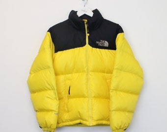 The North Face 700 Nuptse Series Kugeljacke in Gelb. Passt am besten S