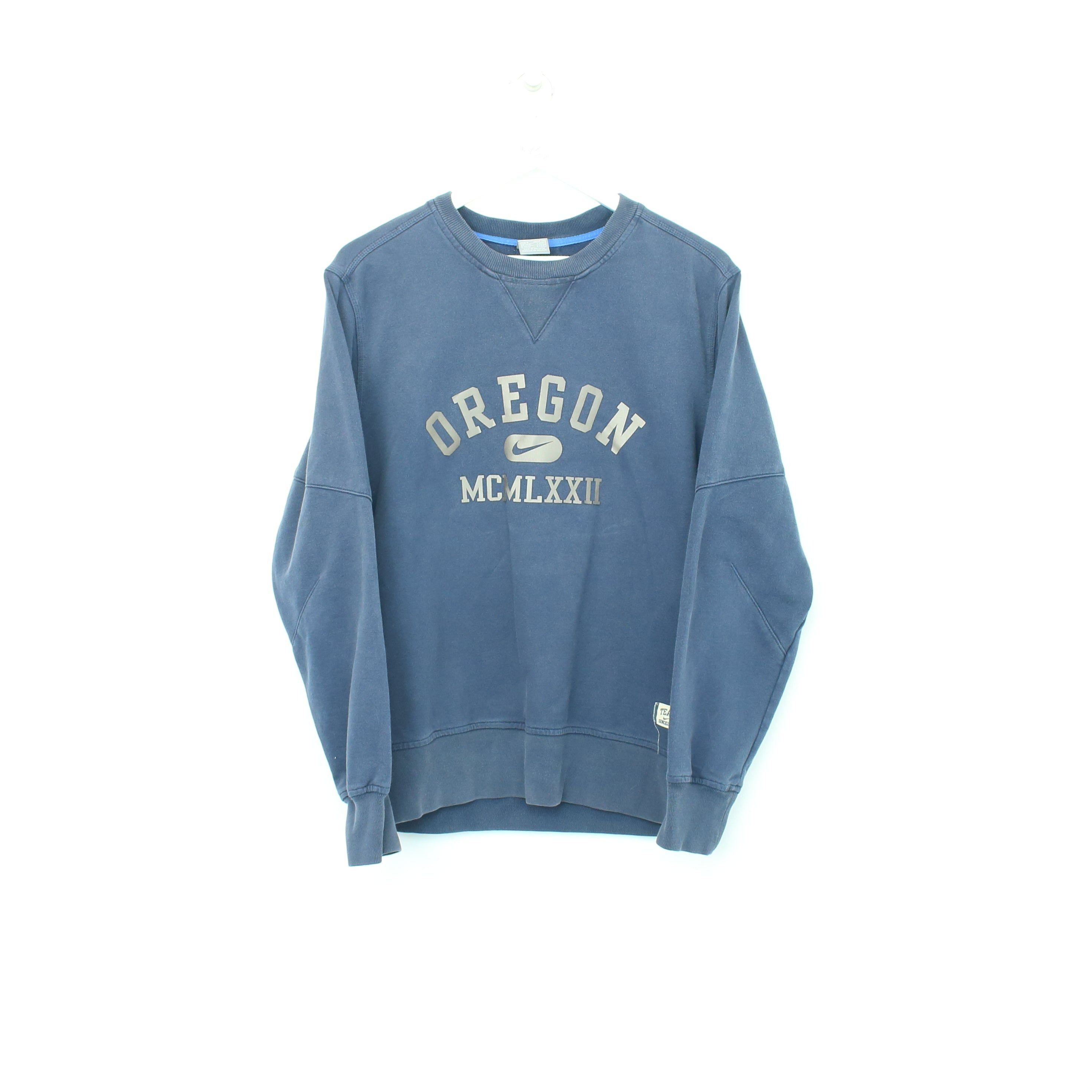 Vintage Nike Oregon sweatshirt in marineblauw. Past het beste - Etsy  Nederland