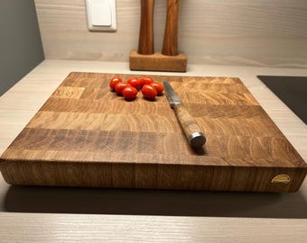 End grain cutting board/chopping board/serving board, solid oak