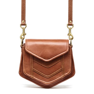 ELLKA Chevron Crossbody Bag - Tan