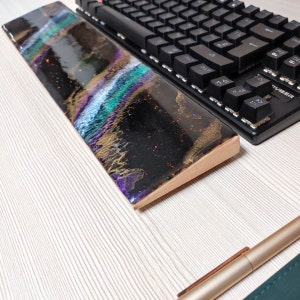 Reposamuñecas de resina espacial para teclados, reposamanos de madera epoxi, reposamuñecas ergonómico, soporte para escribir, espaciador de muñeca de resina para teclados