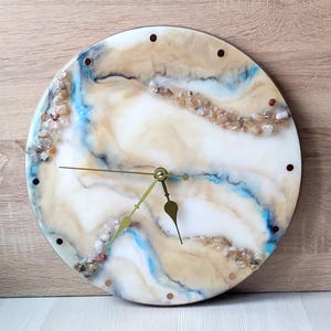 Marble Effect Resin Art Clock: Natural Stones, Beige White Blue (13.8 inch)
